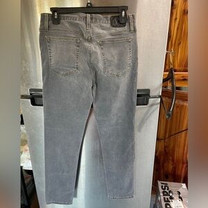 Crosby & Howard Jeans Men’s Size 30x30 Gray washed‎ out look